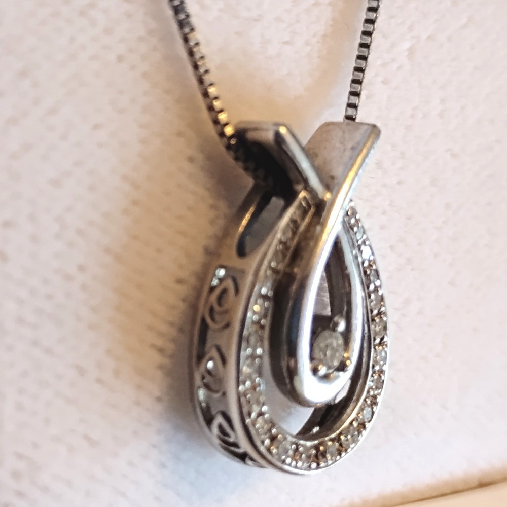 ▪️Sterling Silver 925 Diamond Teardrop Pendant Necklace Quiet Luxury Minimalist
